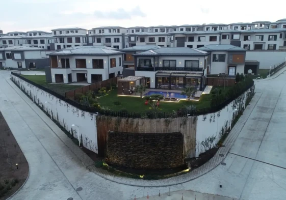 ROYAL PARK VILLA- 26